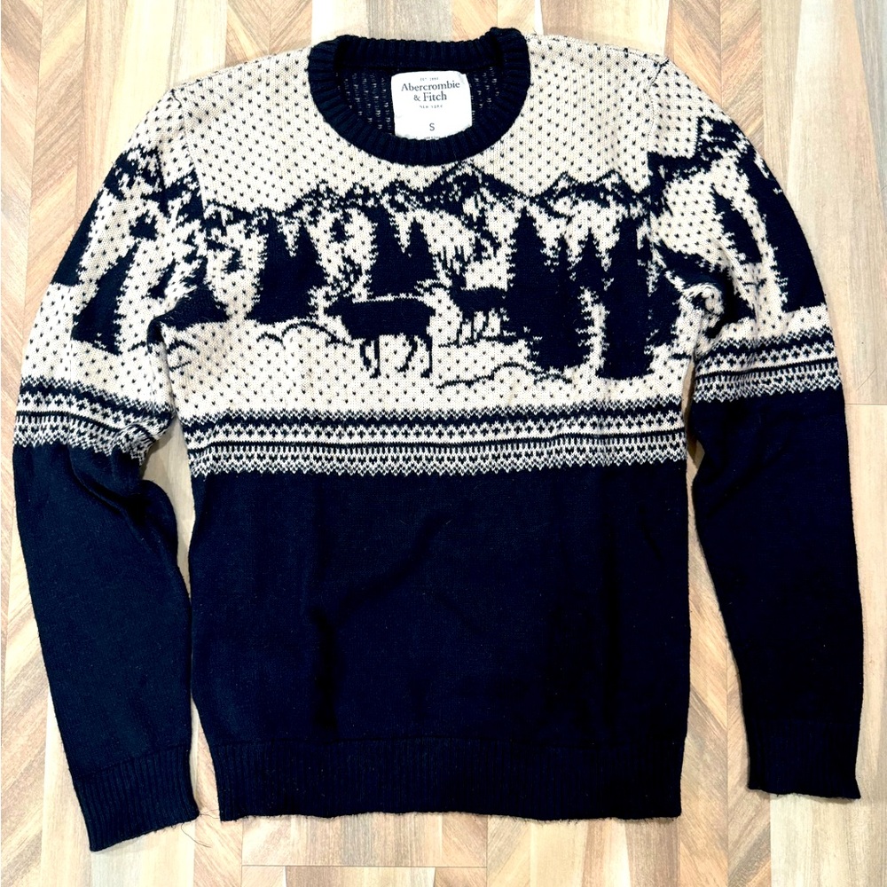 Abercrombie & Fitch Christmas Sweater